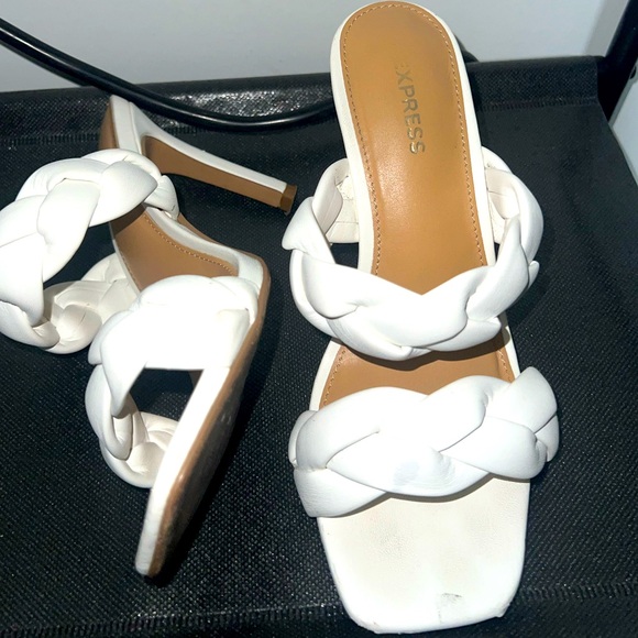 Express White Heels - Picture 5 of 6